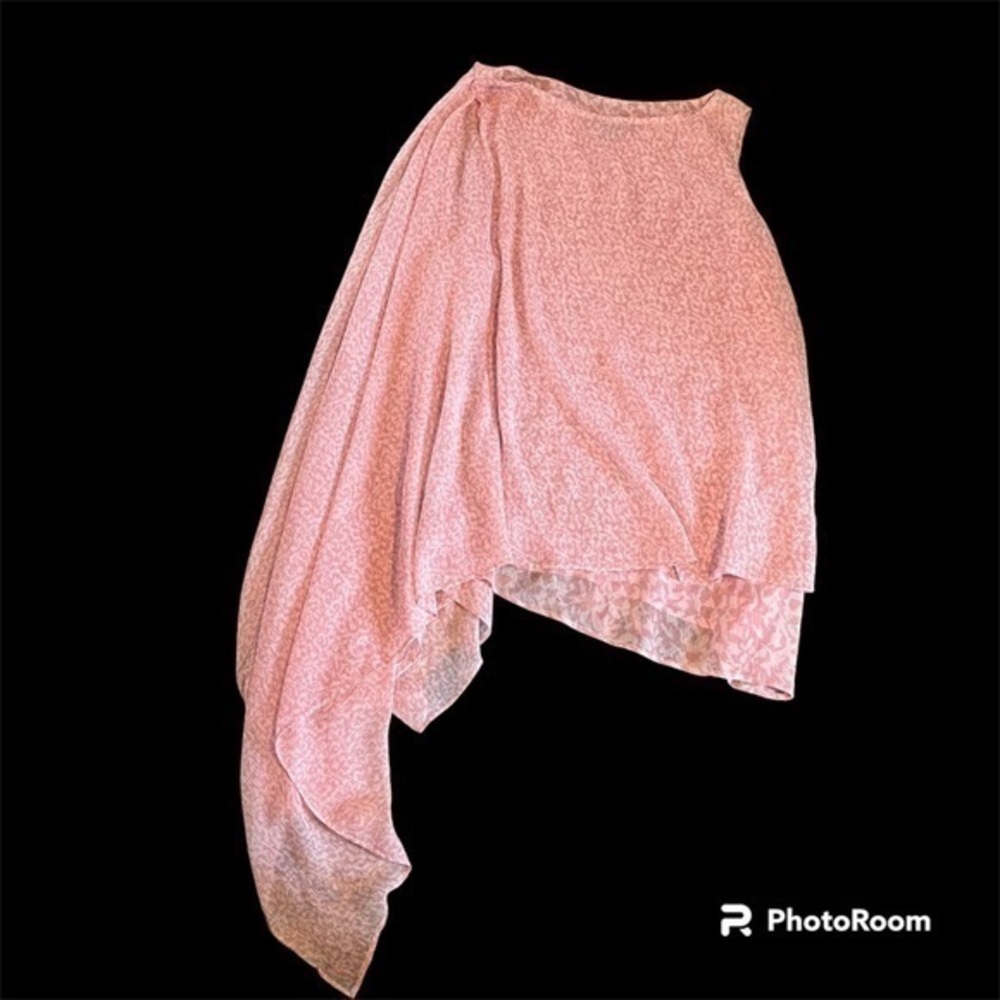 Pink one sleeve draping sleeve H by Halston floral blouse